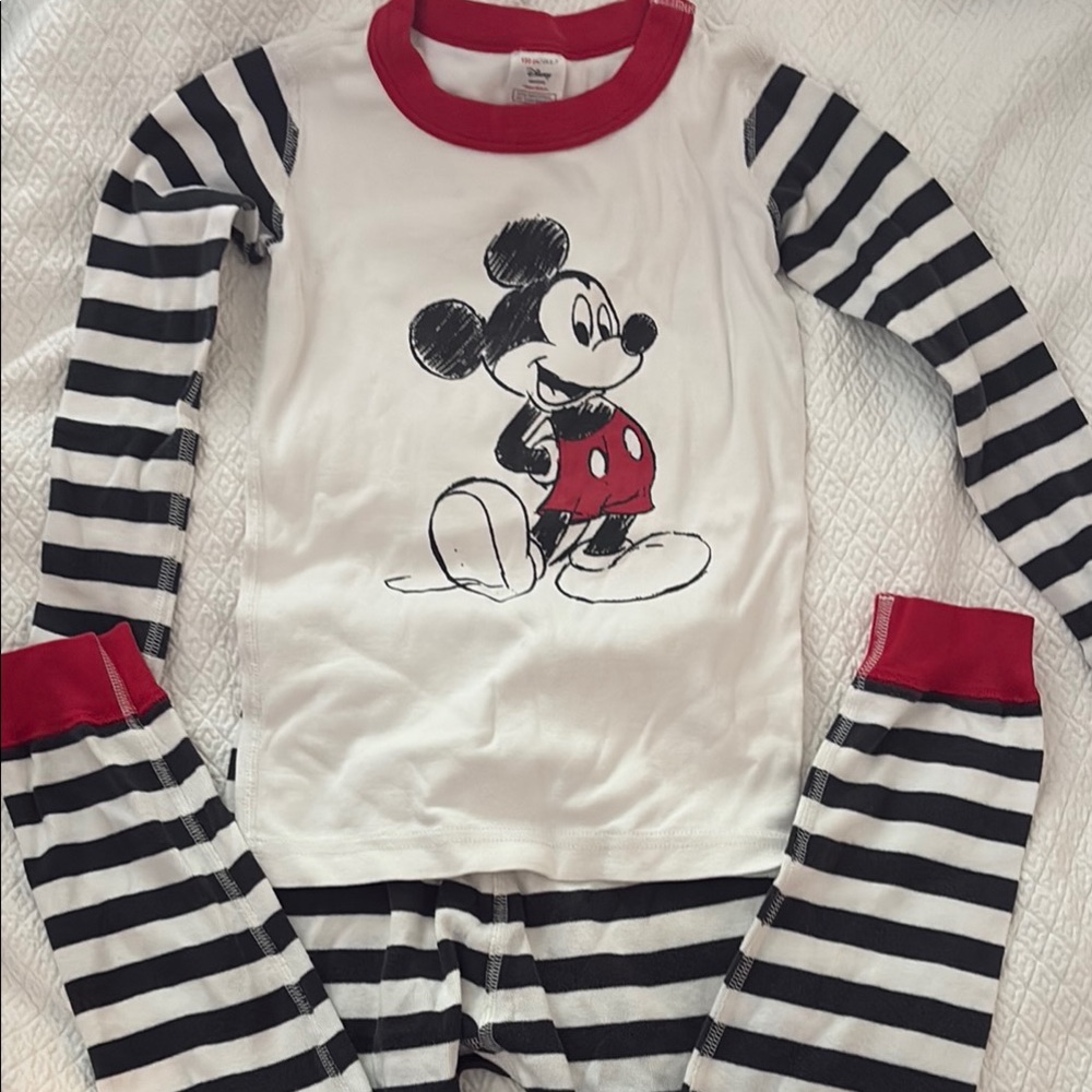 Disney Red and Black Mickey Mouse Pajama Set Hanna Andersson